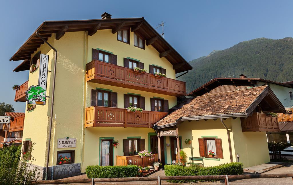 Garni Bonsai Bed and Breakfast Pinzolo Buitenkant foto