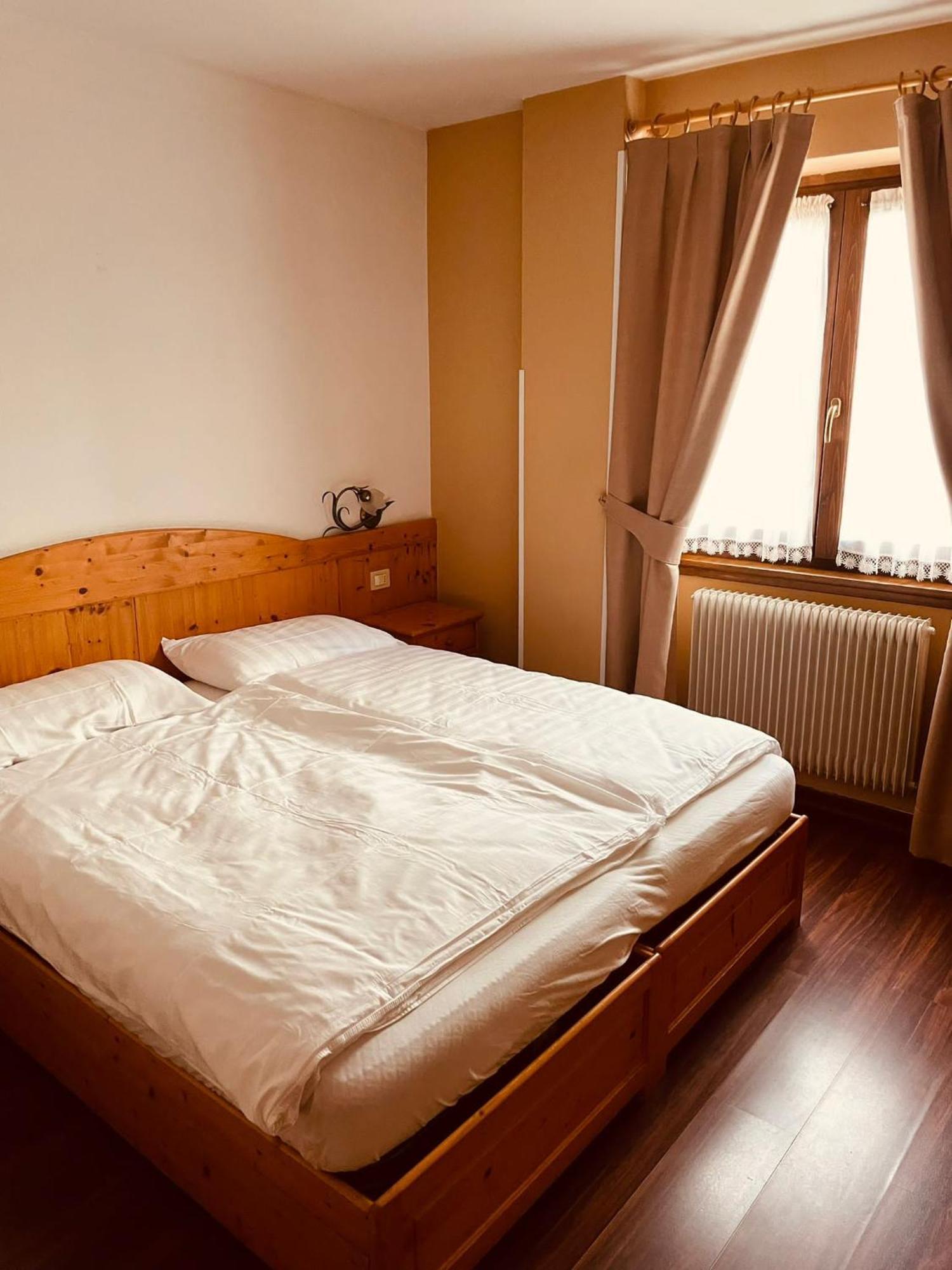 Garni Bonsai Bed and Breakfast Pinzolo Buitenkant foto