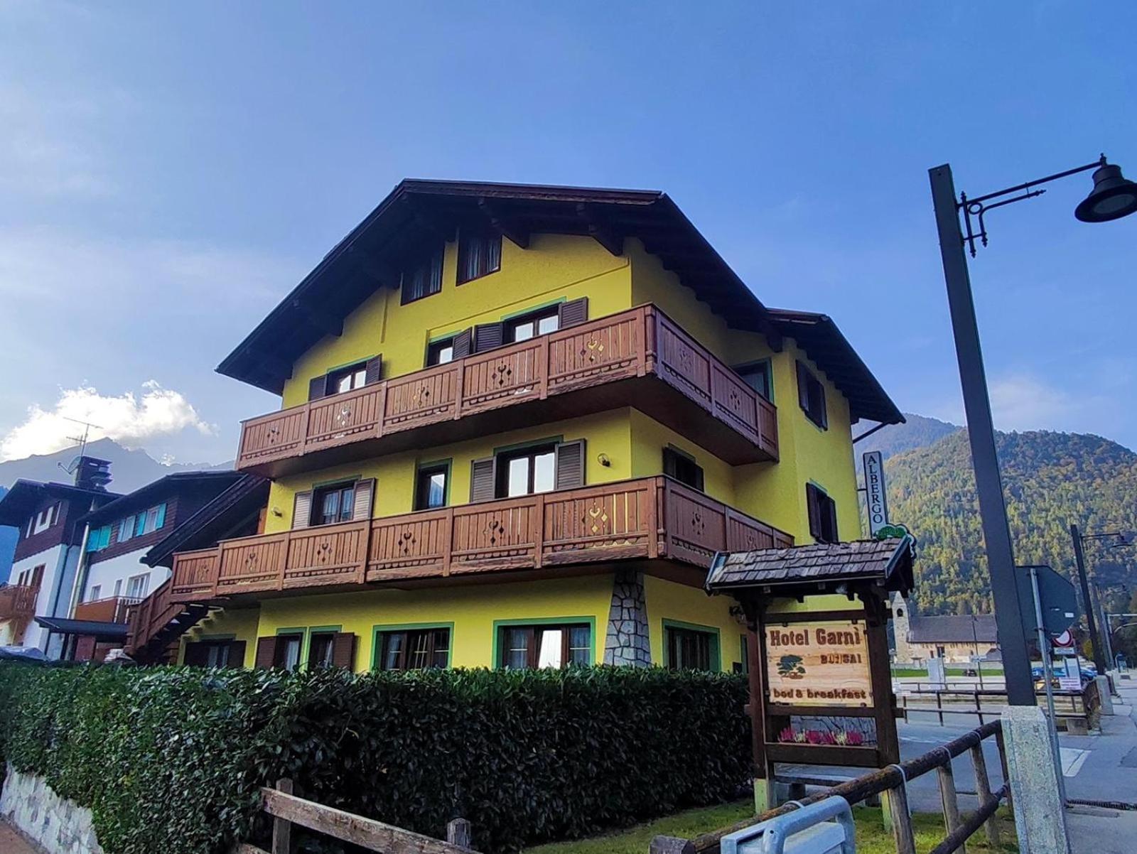 Garni Bonsai Bed and Breakfast Pinzolo Buitenkant foto