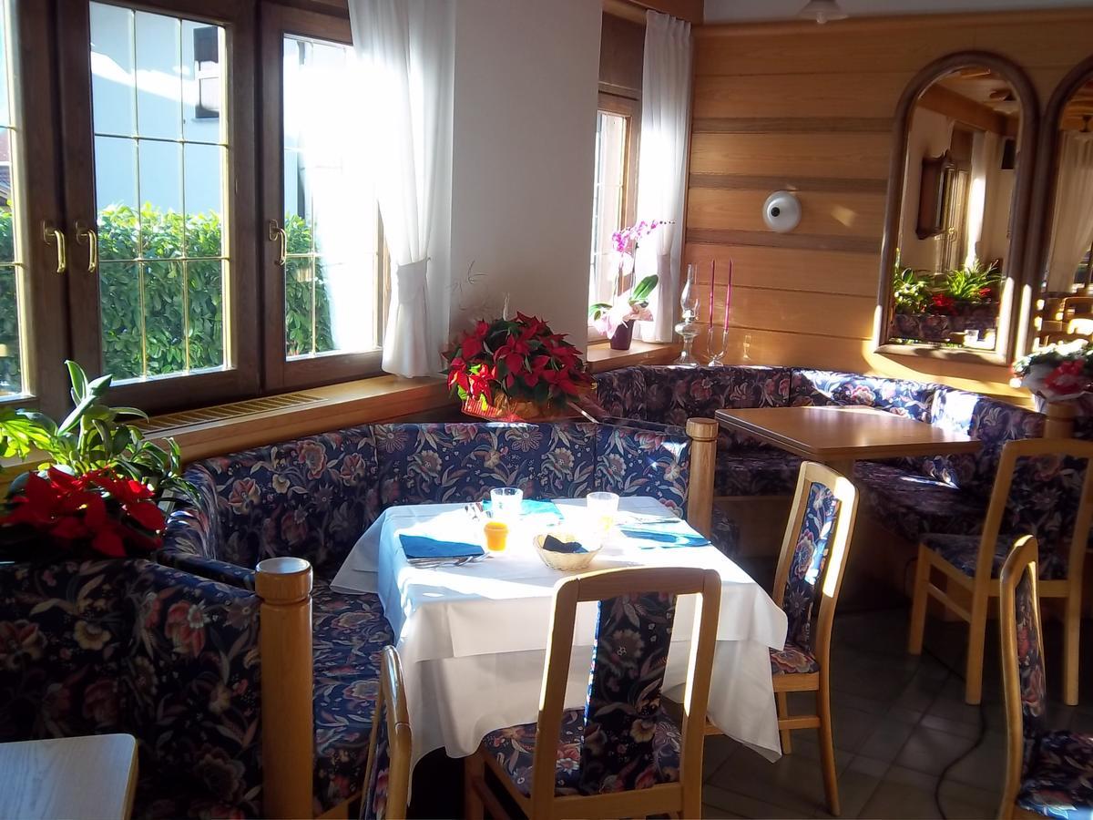 Garni Bonsai Bed and Breakfast Pinzolo Buitenkant foto