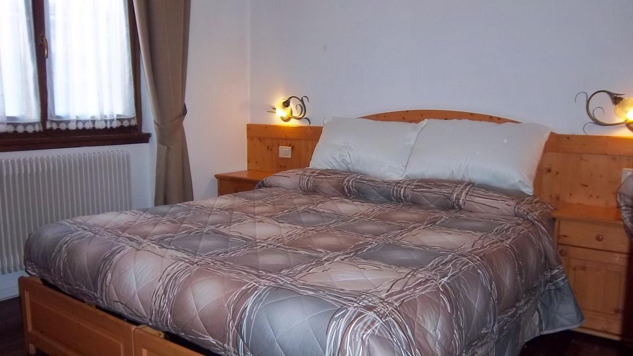 Garni Bonsai Bed and Breakfast Pinzolo Buitenkant foto